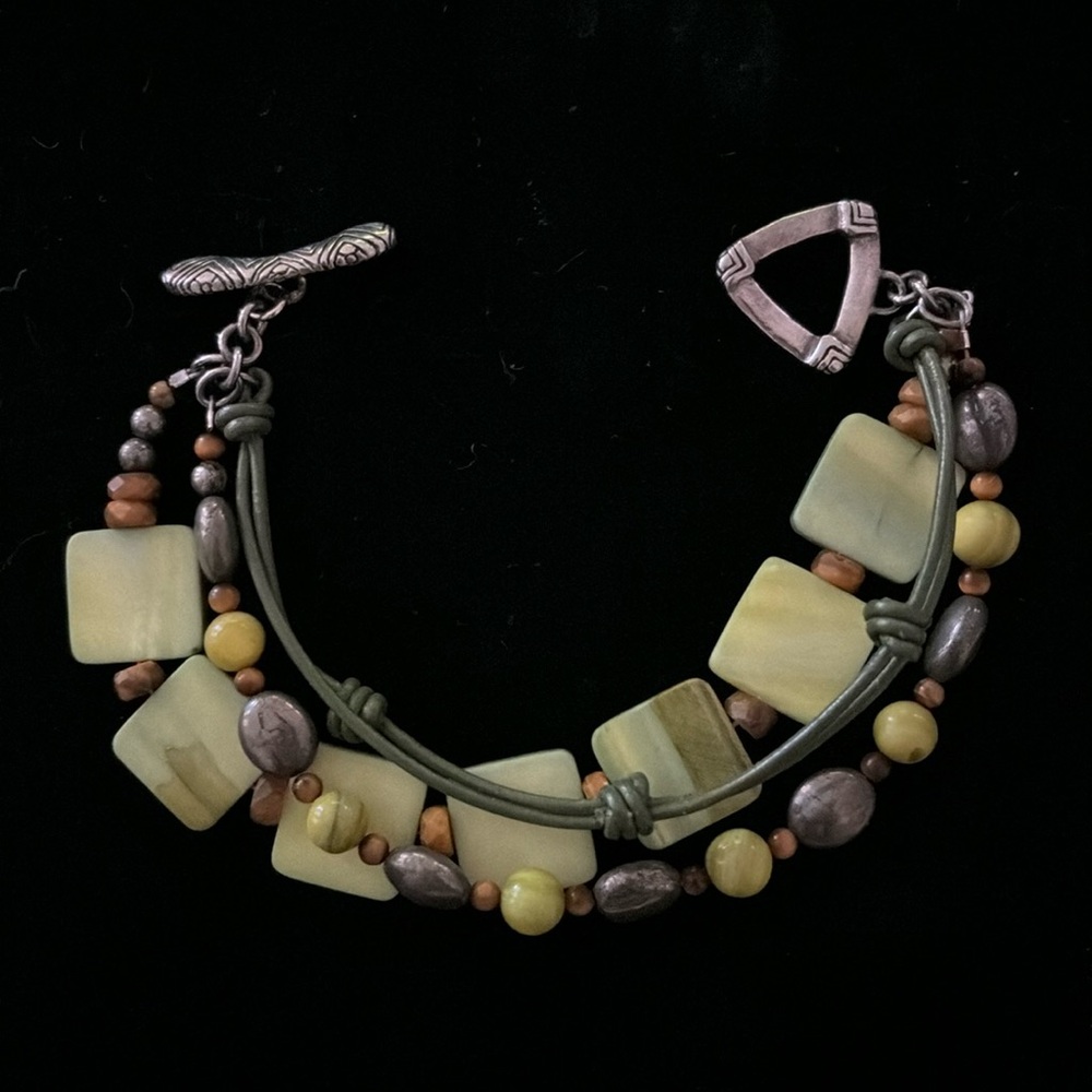 Silpada Green Mother-of-Pearl Bracelet